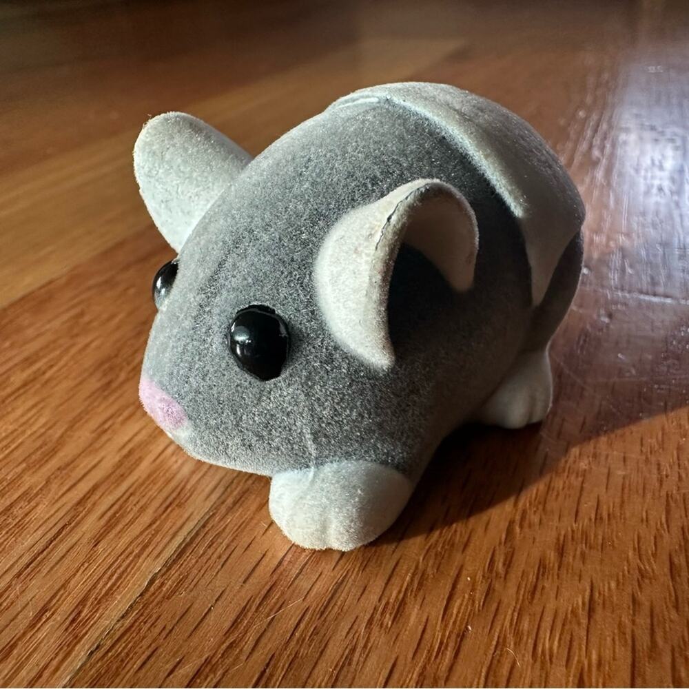 Zhu Zhu Pets Baby Hamster Gray Flocked Zhu Zhu Babies Toy 2009 Cepia